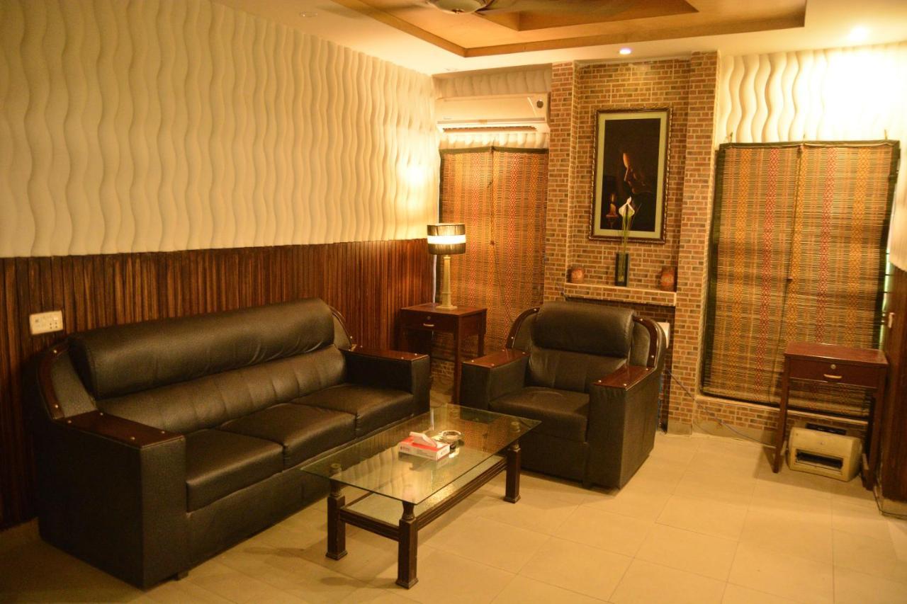 Green Fort Hotel Gulberg Lahore Exterior photo