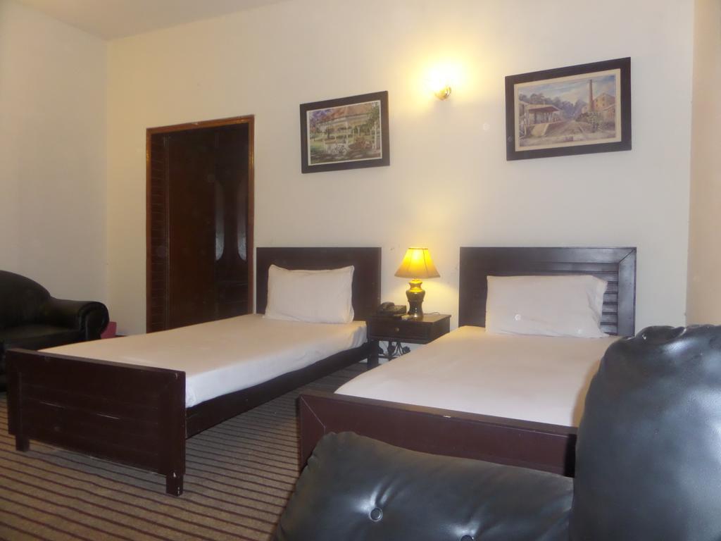 Green Fort Hotel Gulberg Lahore Exterior photo